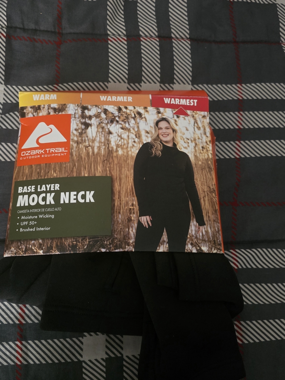 Ozark Trail Women's "Warmest" Thermal Fleece Mock Neck Base Layer Top Size Small